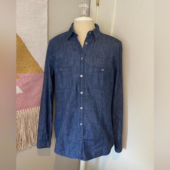 LOFT- The Softened Shirt Chambray Button Down- Women's Medium - Picture 1 of 6